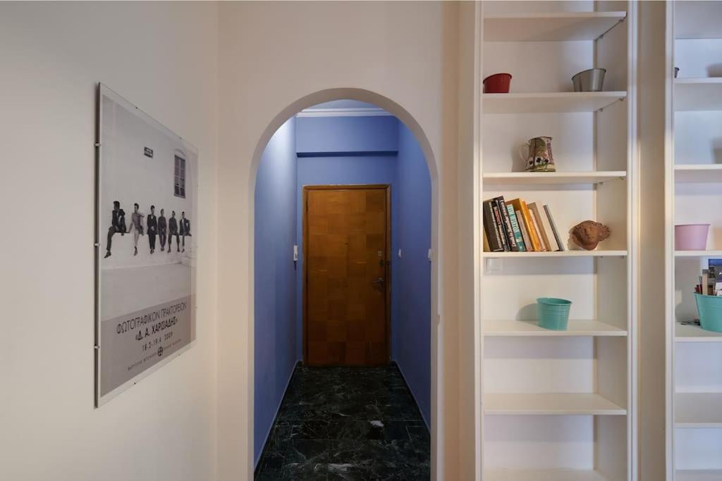 Apartment In The Heart Of The City Атина Екстериор снимка