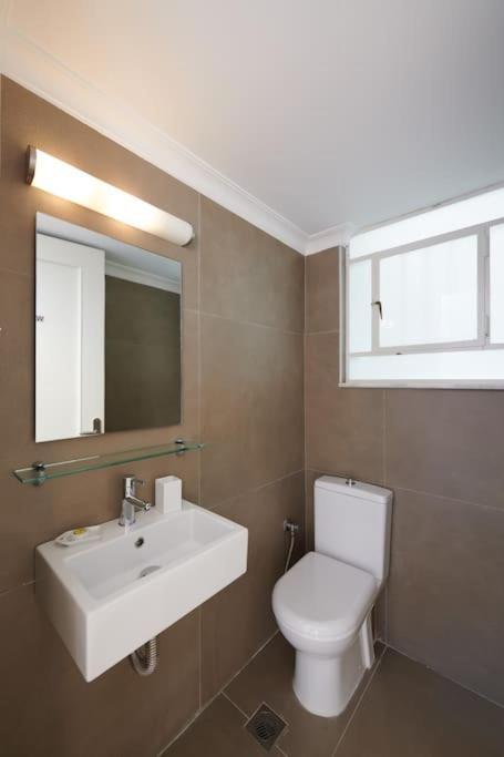 Apartment In The Heart Of The City Атина Екстериор снимка