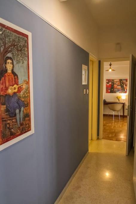Apartment In The Heart Of The City Атина Екстериор снимка